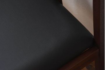 北欧家具　チーク材のクッションチェア(1)