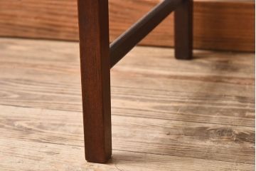 北欧家具　チーク材のクッションチェア(1)