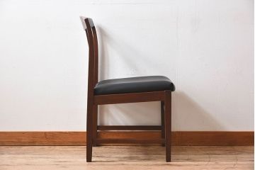 北欧家具　チーク材のクッションチェア(2)