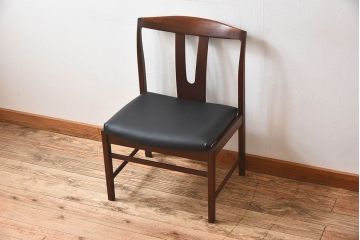 北欧家具　チーク材のクッションチェア(2)