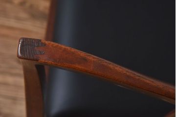 北欧家具　チーク材のクッションチェア(2)