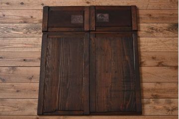 アンティーク家具　古民具・骨董　京都産　透かし彫り　上品な重ね三尺水屋箪笥(食器棚、収納棚)