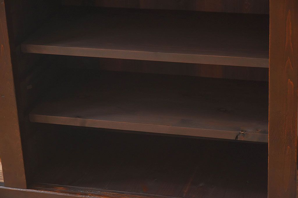 アンティーク家具　古民具・骨董　京都産　透かし彫り　上品な重ね三尺水屋箪笥(食器棚、収納棚)