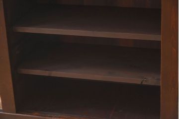 アンティーク家具　古民具・骨董　京都産　透かし彫り　上品な重ね三尺水屋箪笥(食器棚、収納棚)