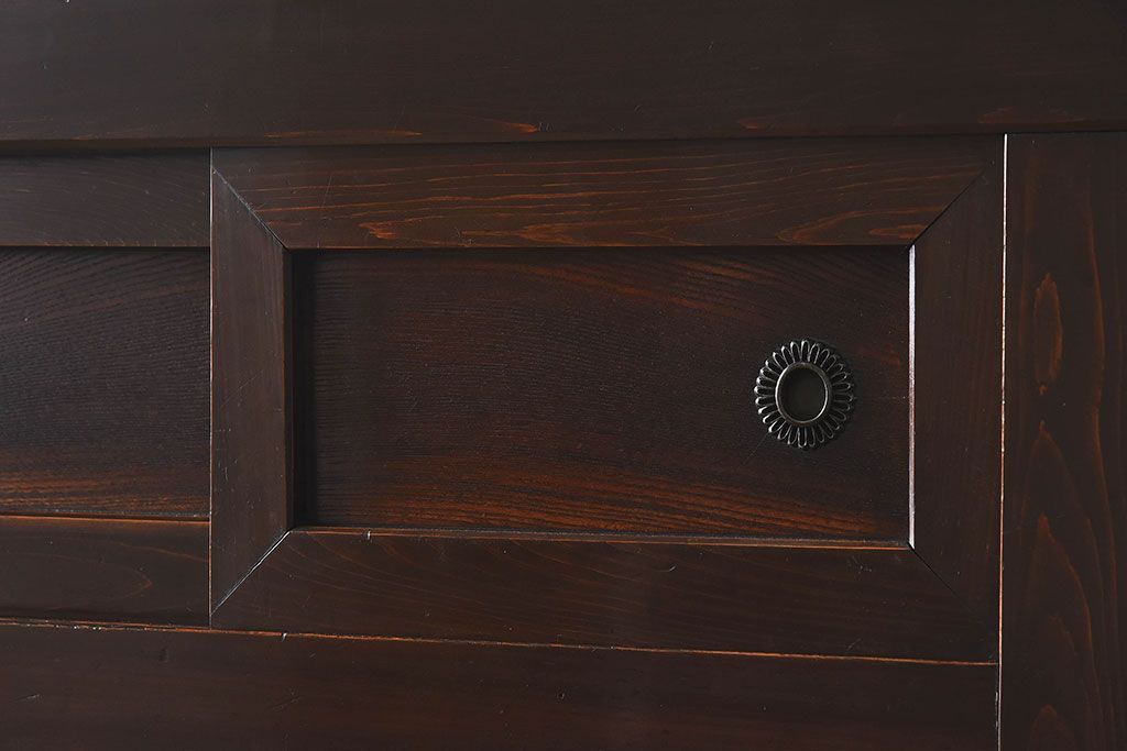 アンティーク家具　古民具・骨董　京都産　透かし彫り　上品な重ね三尺水屋箪笥(食器棚、収納棚)