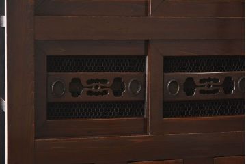 アンティーク家具　古民具・骨董　京都産　透かし彫り　上品な重ね三尺水屋箪笥(食器棚、収納棚)