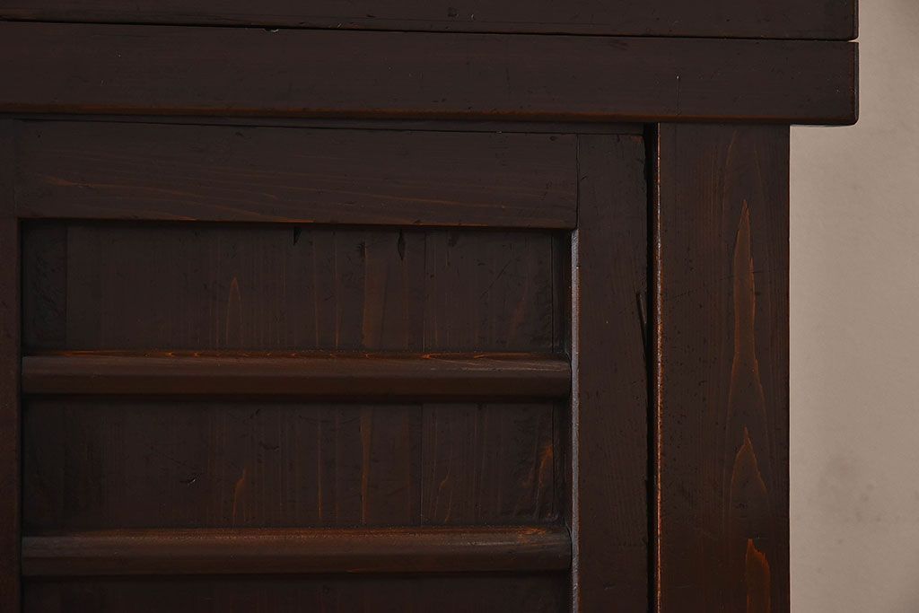 アンティーク家具　古民具・骨董　京都産　透かし彫り　上品な重ね三尺水屋箪笥(食器棚、収納棚)