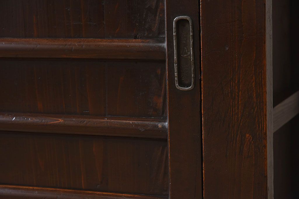 アンティーク家具　古民具・骨董　京都産　透かし彫り　上品な重ね三尺水屋箪笥(食器棚、収納棚)