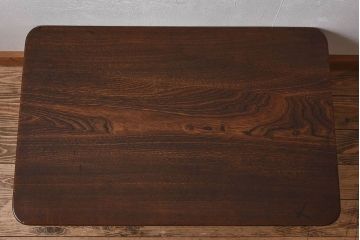 レトロ家具　昭和レトロ　和製アンティーク　栓材一枚板!古い木の味わい深い角ちゃぶ台(1)