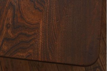 レトロ家具　昭和レトロ　和製アンティーク　栓材一枚板!古い木の味わい深い角ちゃぶ台(1)
