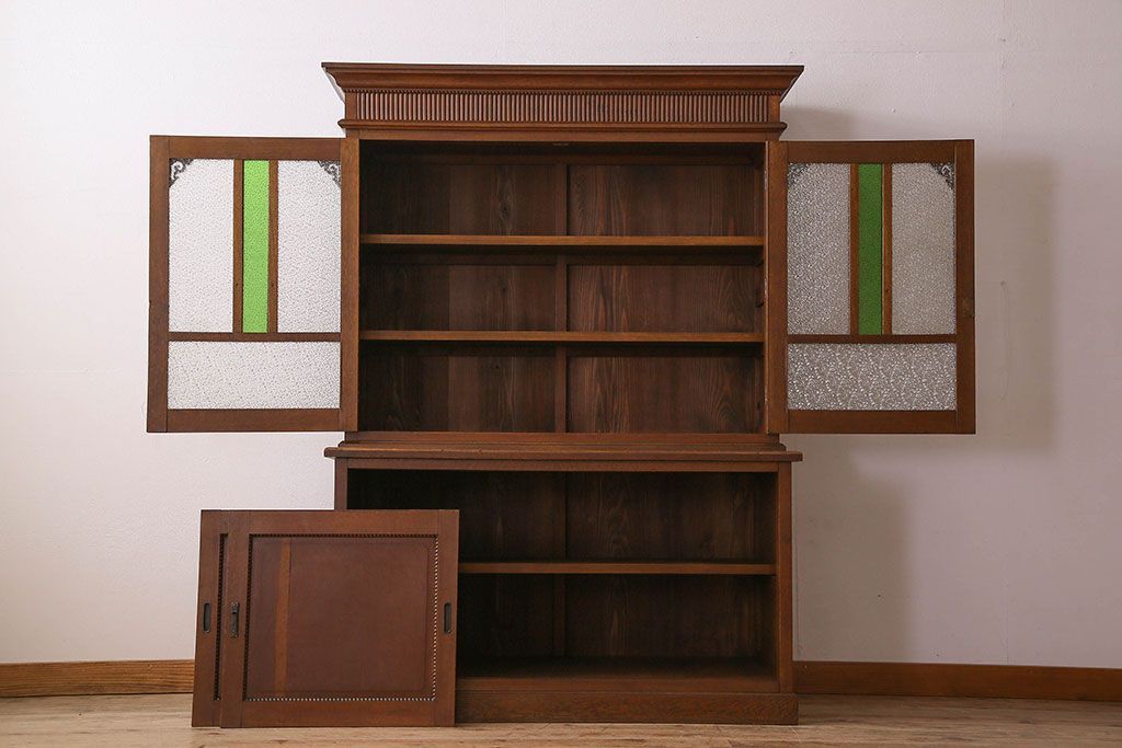 アンティーク家具　大正ロマン　高級品　色ガラス入り食器棚(収納棚、キャビネット)