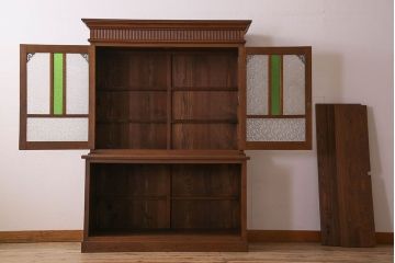 アンティーク家具　大正ロマン　高級品　色ガラス入り食器棚(収納棚、キャビネット)