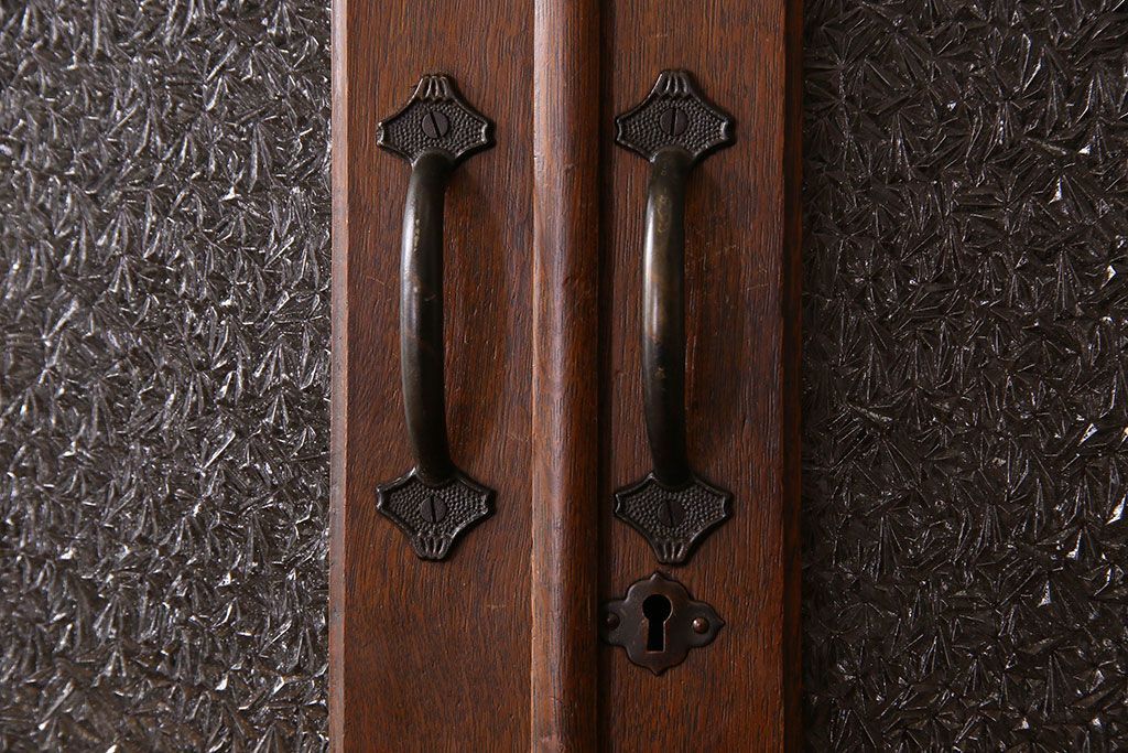 アンティーク家具　大正ロマン　高級品　色ガラス入り食器棚(収納棚、キャビネット)