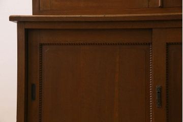 アンティーク家具　大正ロマン　高級品　色ガラス入り食器棚(収納棚、キャビネット)