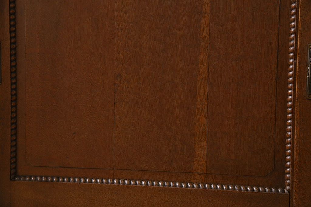 アンティーク家具　大正ロマン　高級品　色ガラス入り食器棚(収納棚、キャビネット)