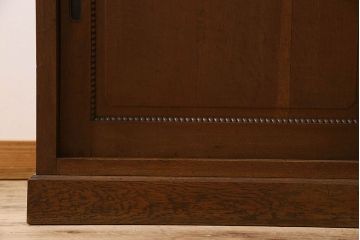 アンティーク家具　大正ロマン　高級品　色ガラス入り食器棚(収納棚、キャビネット)