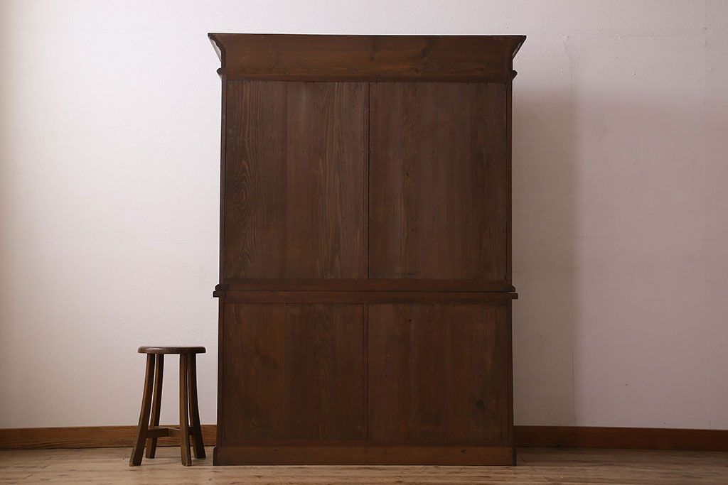 アンティーク家具　大正ロマン　高級品　色ガラス入り食器棚(収納棚、キャビネット)