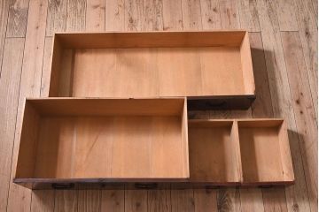 アンティーク家具　和製アンティーク　前面ケヤキ材　鉄脚箪笥(仙台箪笥)ローボード