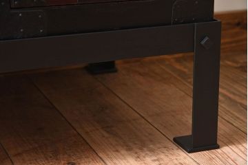 アンティーク家具　和製アンティーク　前面ケヤキ材　鉄脚箪笥(仙台箪笥)ローボード