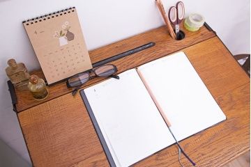 アンティーク家具　イギリスアンティーク　ブナ材　スクールデスク(平机)(3)