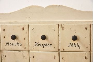 アンティーク家具　ヨーロッパアンティーク　レトロな雰囲気がかわいい小引き出し