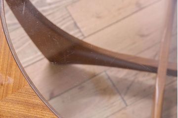 ヴィンテージ家具 G-plan(ジープラン) 北欧ビンテージ チーク材 ガラストップラウンドテーブル(センターテーブル・コーヒーテーブル)(3)
