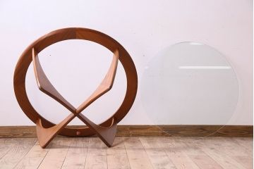 ヴィンテージ家具 G-plan(ジープラン) 北欧ビンテージ チーク材 ガラストップラウンドテーブル(センターテーブル・コーヒーテーブル)(3)