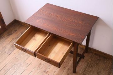 アンティーク家具　和製アンティーク　昭和期　パイン材の平机(デスク)