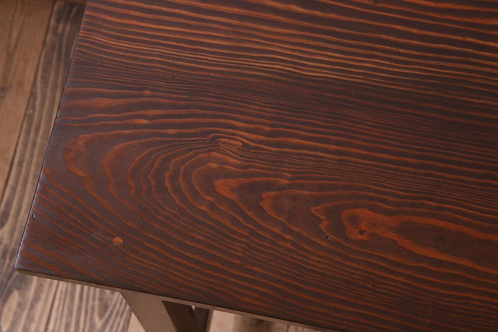 アンティーク家具　和製アンティーク　昭和期　パイン材の平机(デスク)