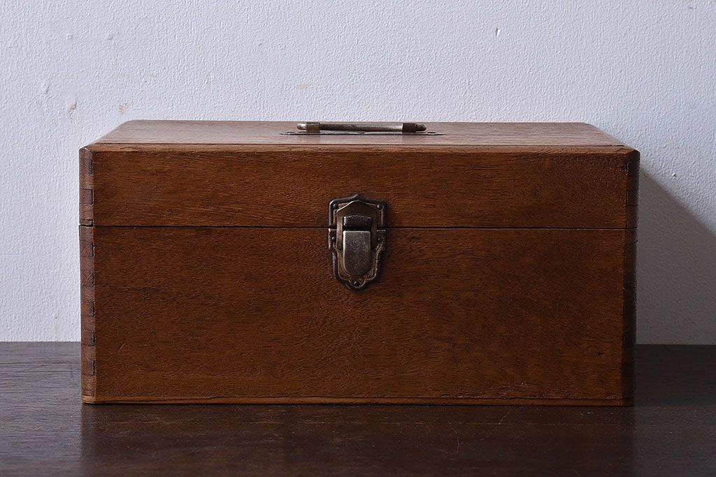 アンティーク雑貨　昭和レトロ　ナラ材製　古い木味の収納箱