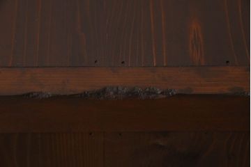 アンティーク家具　明治大正期　六尺　前面檜材　重厚なデザインの水屋箪笥ローボード