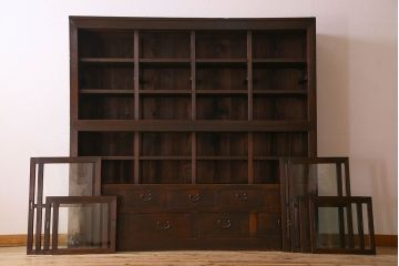 アンティーク家具　和製アンティーク　前面檜材　四枚引き戸の重ね戸棚(収納棚)