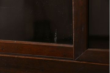 アンティーク家具　和製アンティーク　前面檜材　四枚引き戸の重ね戸棚(収納棚)