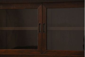 アンティーク家具　和製アンティーク　前面檜材　四枚引き戸の重ね戸棚(収納棚)