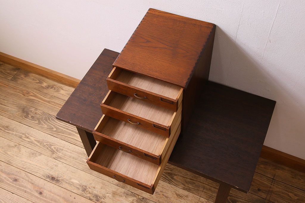 レトロ家具　昭和期　ナラ材製　レトロな小引き出し