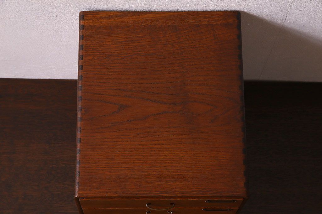 レトロ家具　昭和期　ナラ材製　レトロな小引き出し