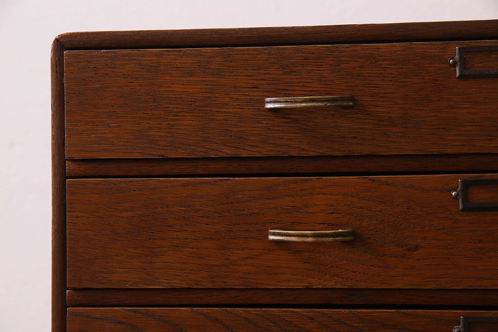 レトロ家具　昭和期　ナラ材製　レトロな小引き出し