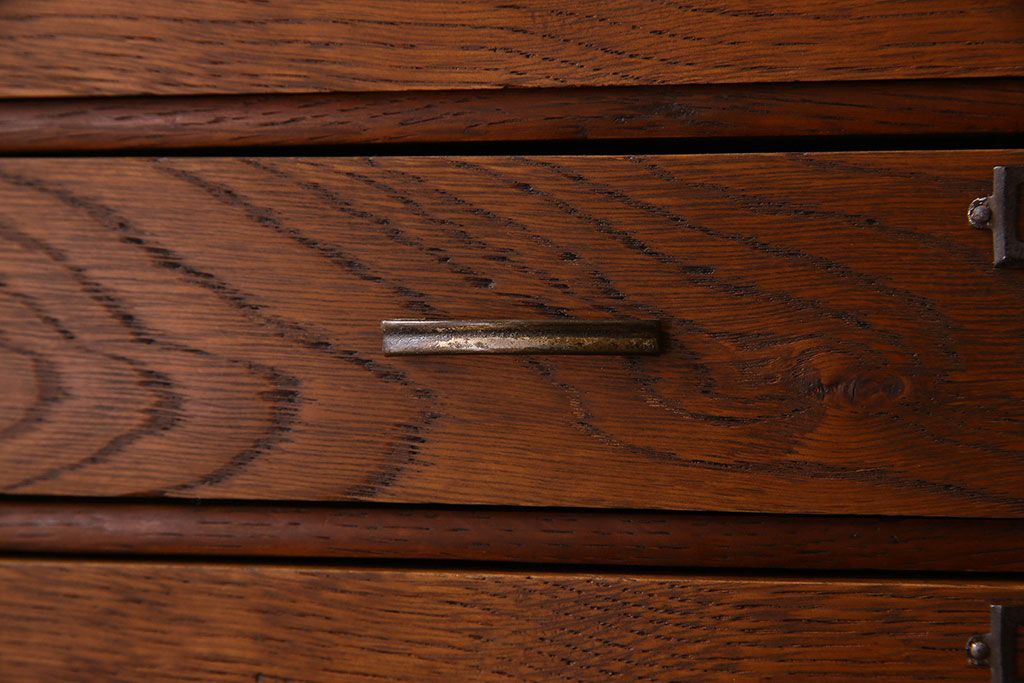 レトロ家具　昭和期　ナラ材製　レトロな小引き出し