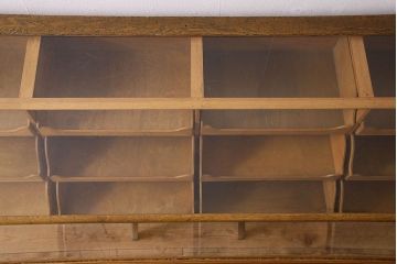アンティーク家具　1960年頃　イギリスアンティーク　おしゃれなシャツケース(ガラスケース、ショーケース)