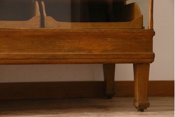 アンティーク家具　1960年頃　イギリスアンティーク　おしゃれなシャツケース(ガラスケース、ショーケース)