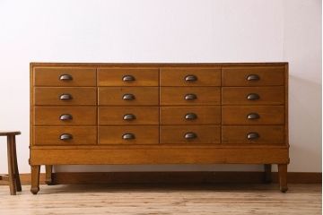 アンティーク家具　1960年頃　イギリスアンティーク　おしゃれなシャツケース(ガラスケース、ショーケース)