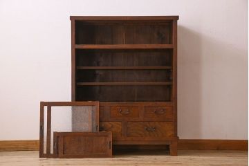 アンティーク家具　和製アンティーク　人気のダイヤガラス入り収納棚(戸棚、食器棚)