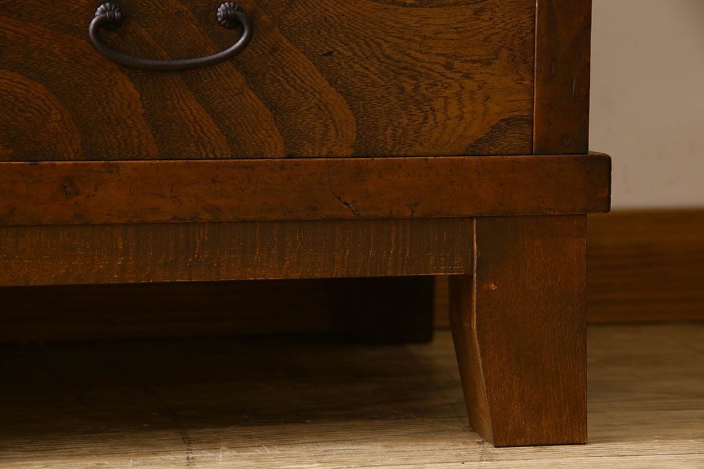 アンティーク家具　和製アンティーク　人気のダイヤガラス入り収納棚(戸棚、食器棚)