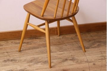 ヴィンテージ家具　ERCOL(アーコール)　英国ビンテージのシンプルなチェア(3)