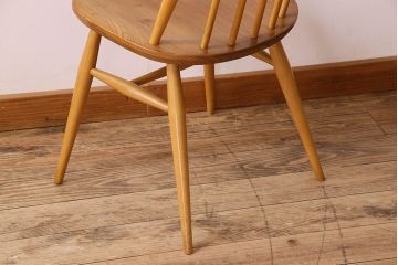 ヴィンテージ家具　ERCOL(アーコール)　英国ビンテージのシンプルなチェア