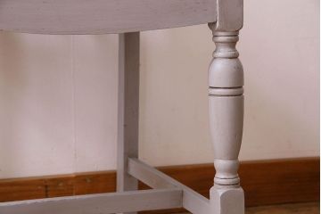 アンティーク家具　ペイント　オーク材　シックなイギリスアンティークチェア(1)