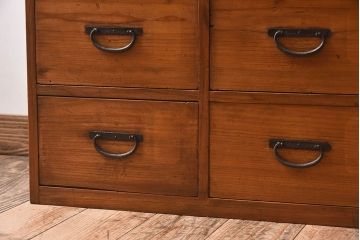 アンティーク家具　和製アンティーク　檜材製12杯引き出し(ドロワー、チェスト)(2)