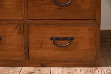 アンティーク家具　和製アンティーク　檜材製12杯引き出し(ドロワー、チェスト)(2)
