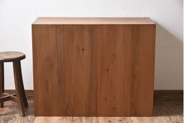 アンティーク家具　和製アンティーク　檜材製12杯引き出し(ドロワー、チェスト)(2)