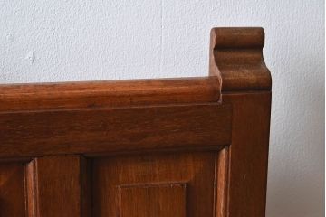 アンティーク家具　イギリスアンティーク　珍しいデザインのクッションチェア(椅子)(2)